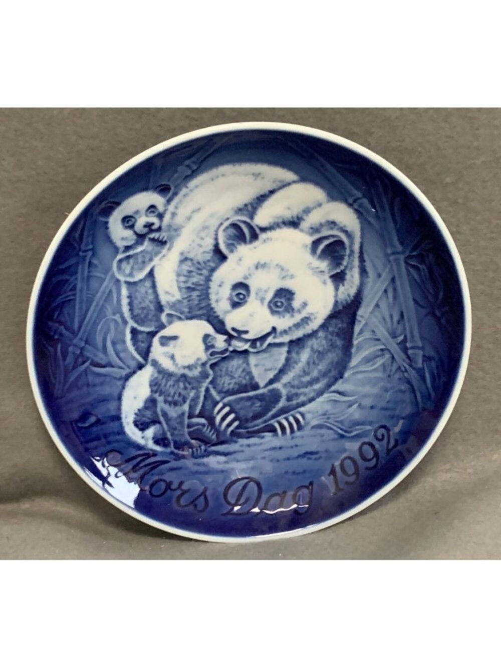 B&G Mothers Day 1992 Panda Plate 6" Copenhagen Porcelain Vintage